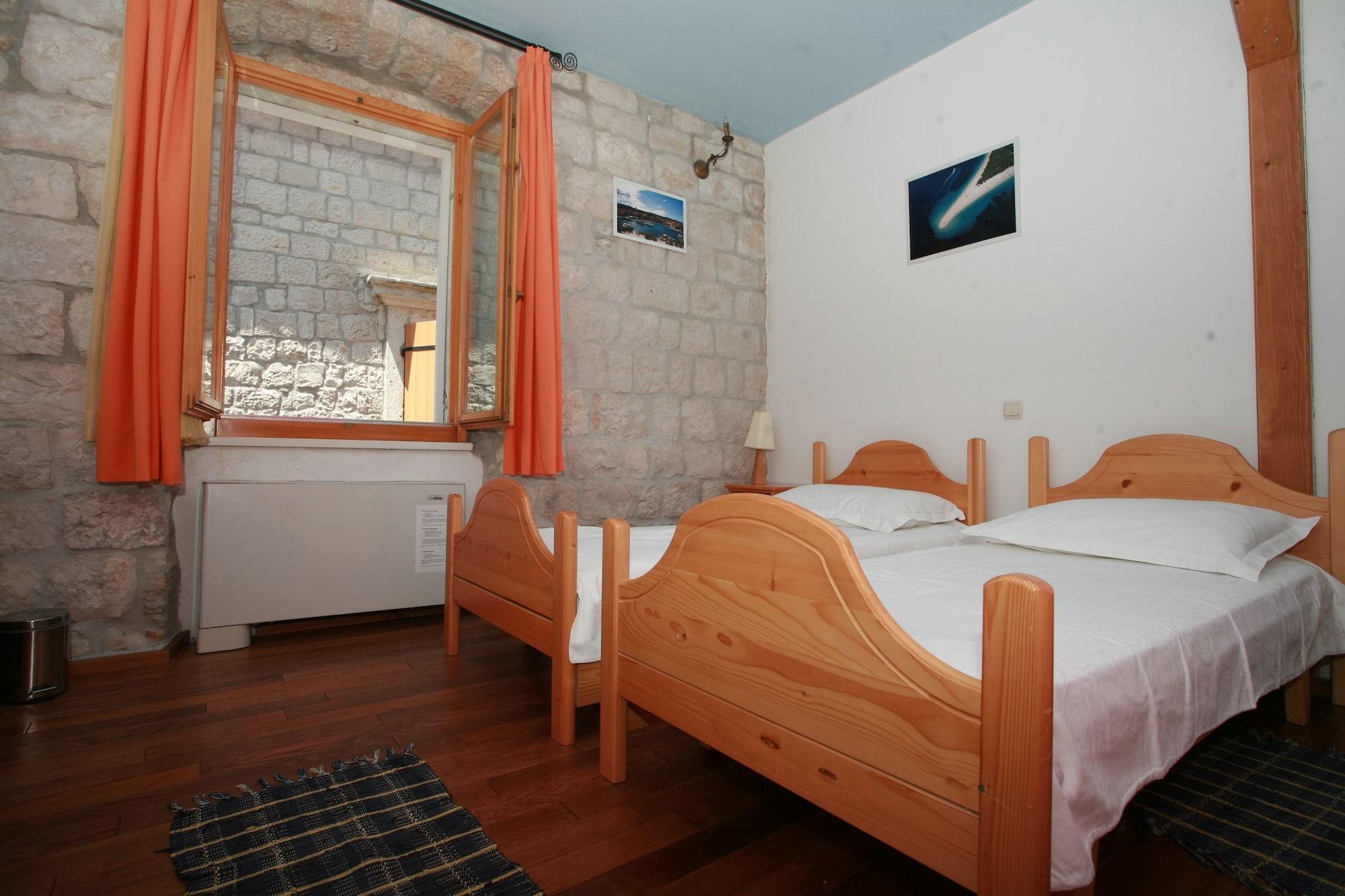Szálloda Heritage Tragos 4*