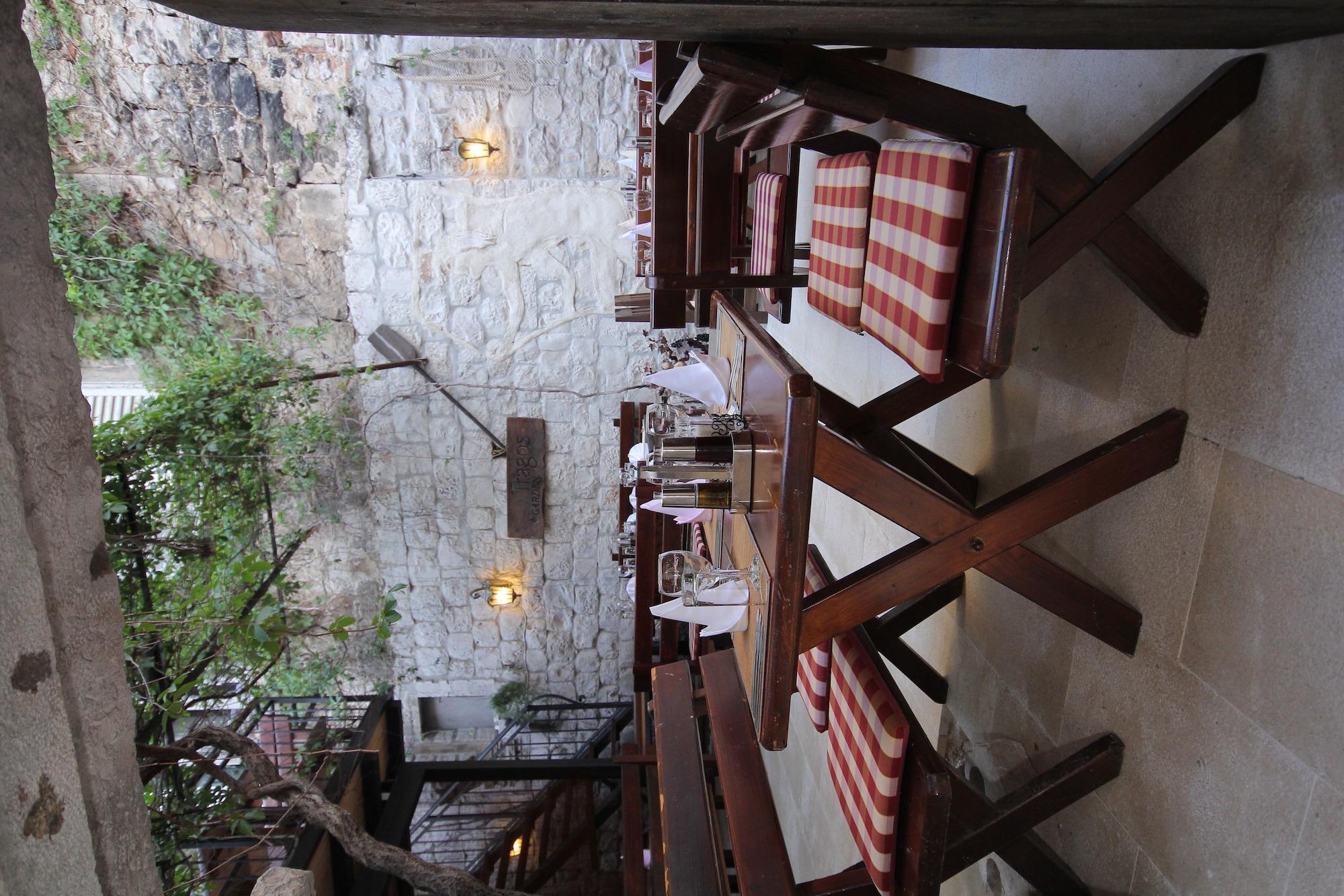Szálloda Heritage Tragos 4*